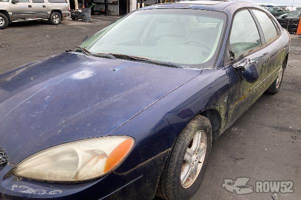 Photo of 2001 Ford Taurus