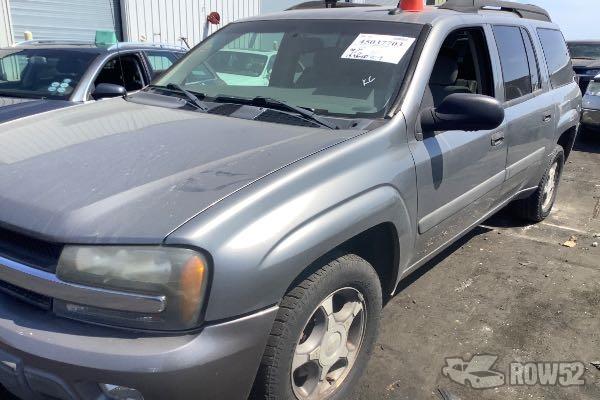 Photo of 2004 Chevrolet Trailblazer