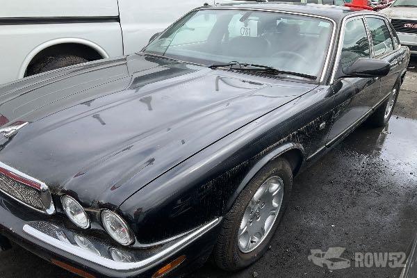 Photo of 2001 Jaguar XJ-Series