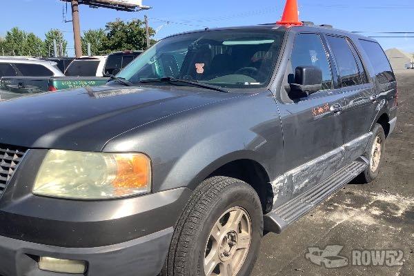 Photo of 2004 Ford Expedition