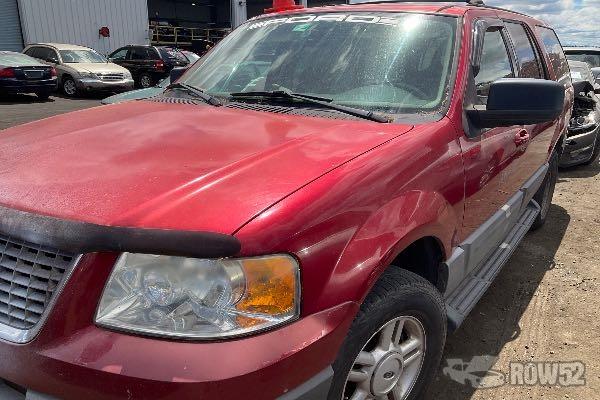 Photo of 2004 Ford Expedition