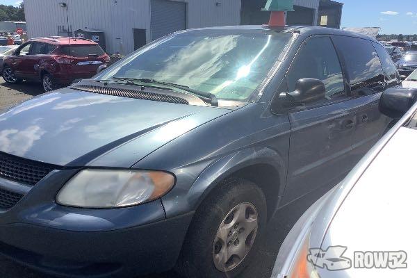 Photo of 2002 Dodge Caravan