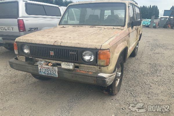 Photo of 1986 Isuzu Trooper II