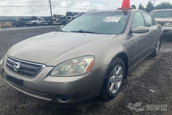 Photo of 2004 Nissan Altima