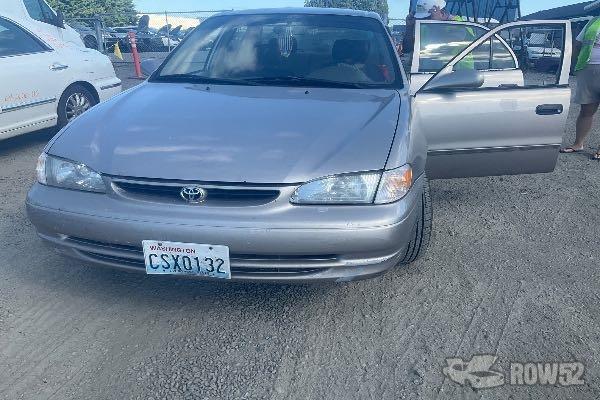 Photo of 2000 Toyota Corolla