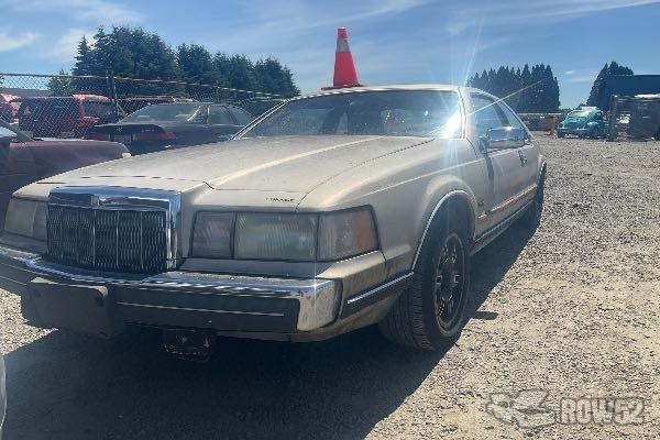 Photo of 1990 Lincoln Mark VII