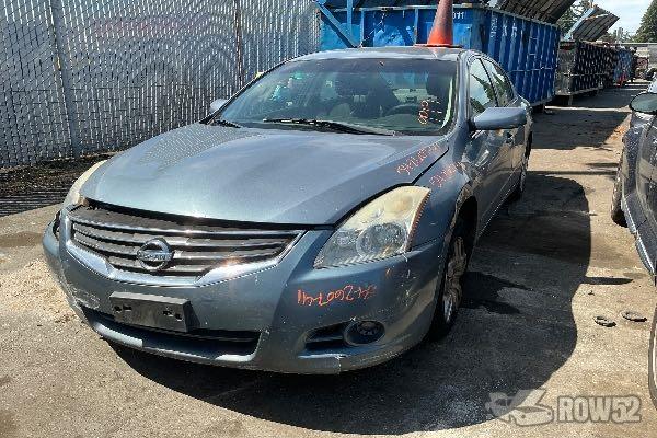 Photo of 2011 Nissan Altima