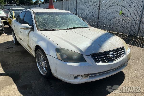 Photo of 2005 Nissan Altima