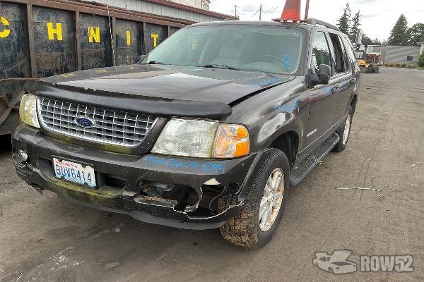 Photo of 2005 Ford Explorer