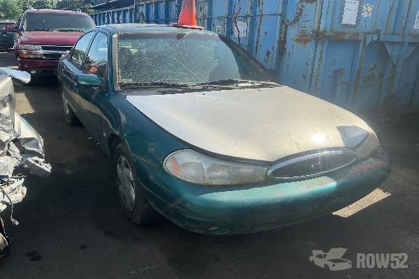 Photo of 1998 Ford Contour