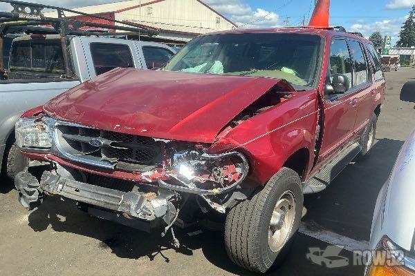 Photo of 2000 Ford Explorer