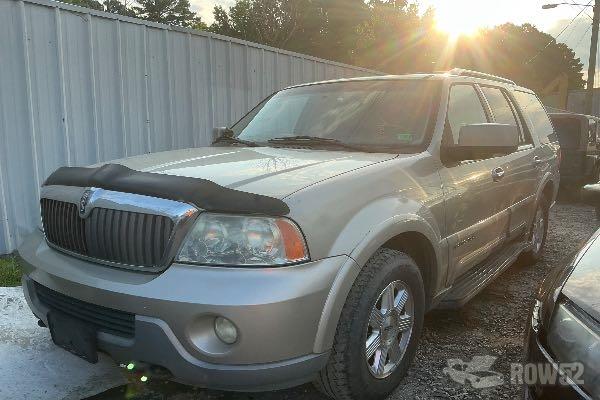 Photo of 2004 Lincoln Navigator