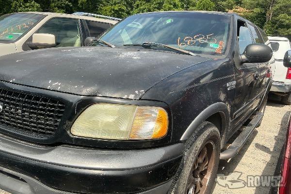 Photo of 2001 Ford Expedition