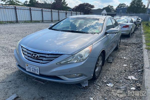 Photo of 2011 Hyundai Sonata