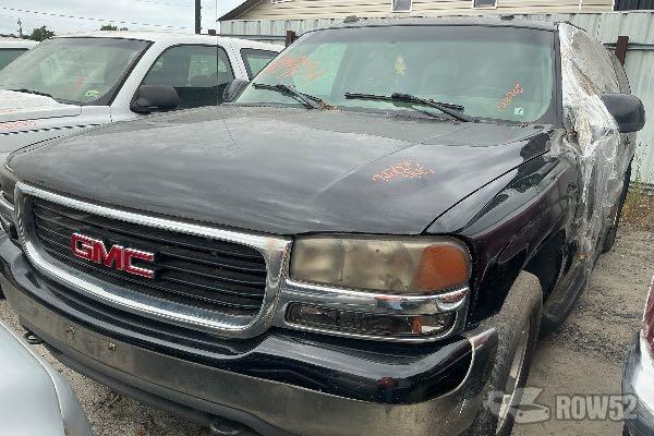 Photo of 2004 GMC Yukon XL