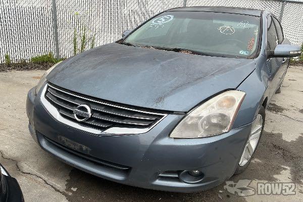 Photo of 2011 Nissan Altima