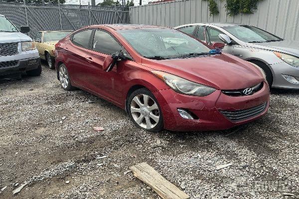 Photo of 2013 Hyundai Elantra