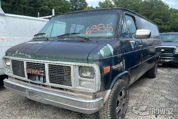 Photo of 1990 GMC Vandura