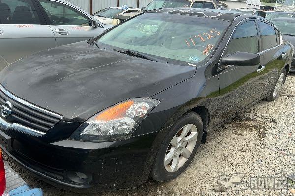 Photo of 2009 Nissan Altima