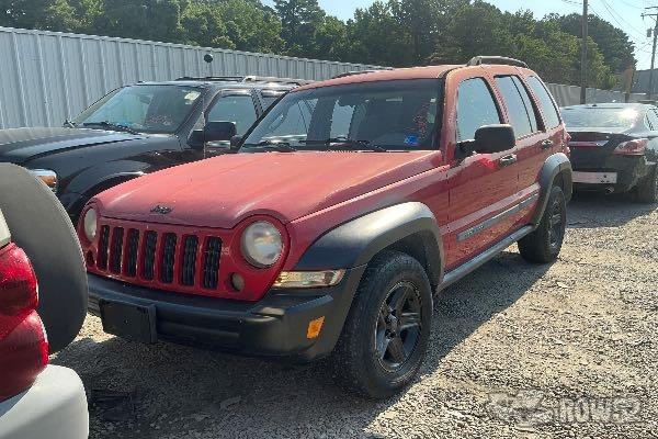 Photo of 2005 Jeep Liberty