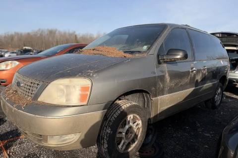 Photo of 2005 Ford Freestar