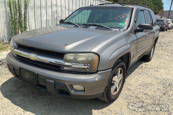 Photo of 2004 Chevrolet Trailblazer