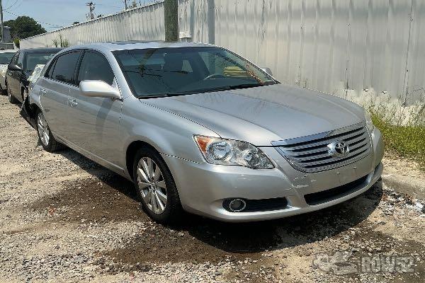 Photo of 2009 Toyota Avalon
