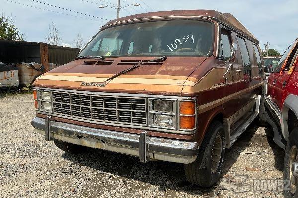 Photo of 1984 Dodge Ram Van
