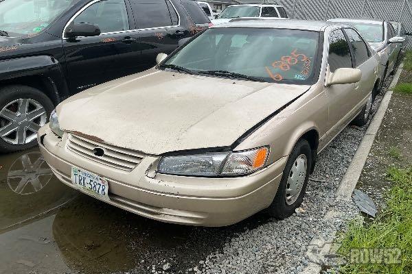 Photo of 1997 Toyota Camry