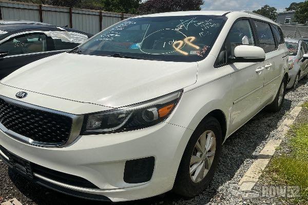 Photo of 2016 Kia Sedona