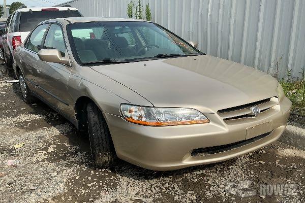 Photo of 2000 Honda Accord