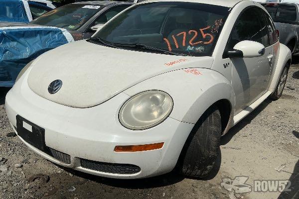 Photo of 2008 Volkswagen New Beetle