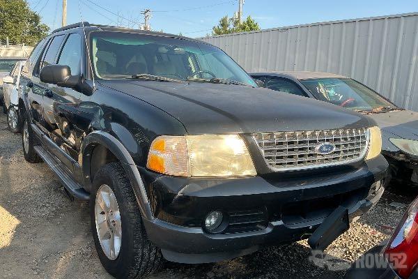 Photo of 2005 Ford Explorer
