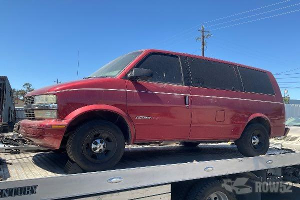 Photo of 1998 Chevrolet Astro