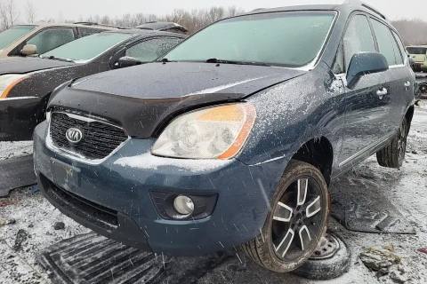 Photo of 2011 Kia Rondo