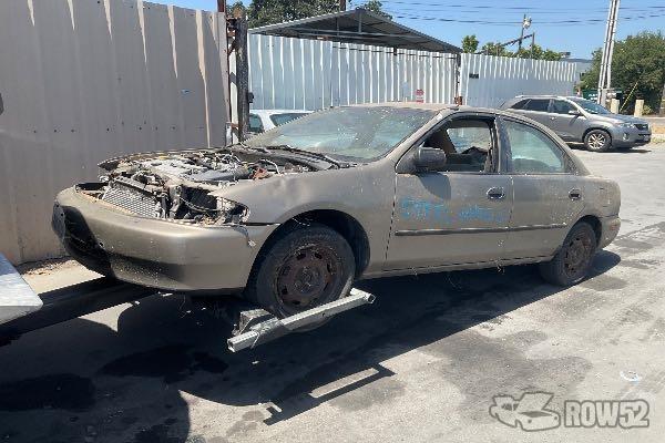 Photo of 1998 Mazda Protege