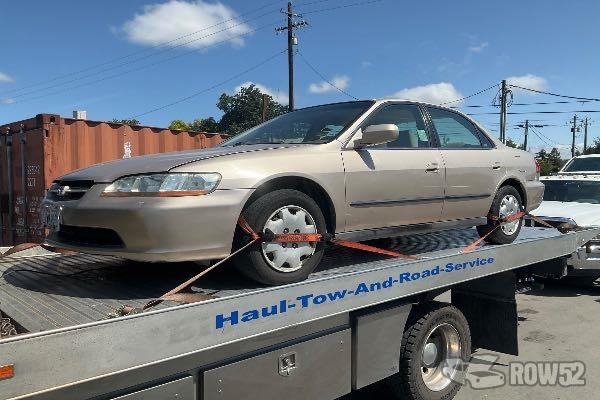 Photo of 2000 Honda Accord