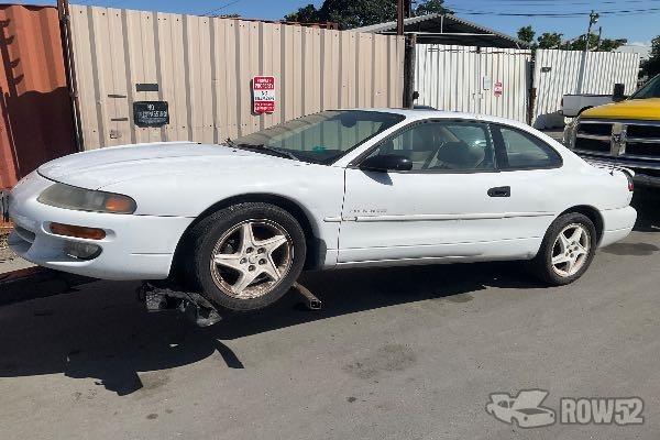 Photo of 2000 Dodge Avenger