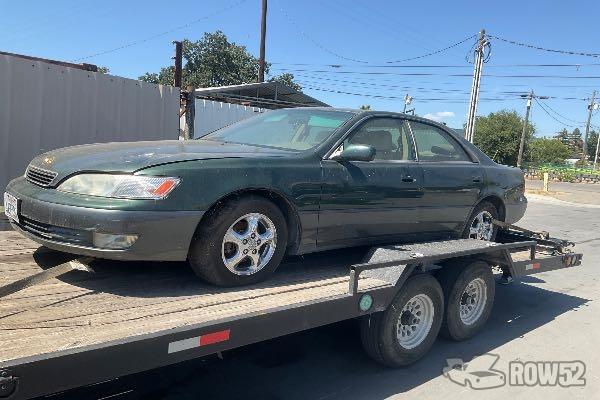 Photo of 1999 Lexus ES 300