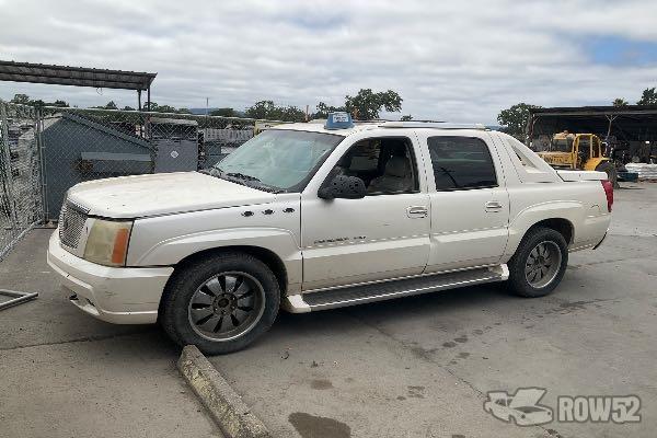 Photo of 2002 Cadillac Escalade EXT