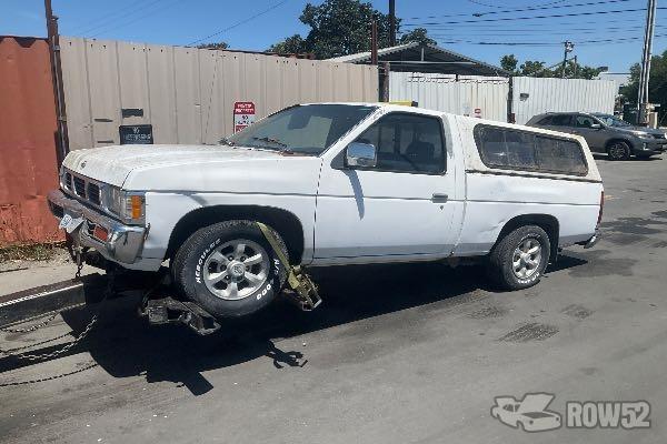 Photo of 1997 Nissan Pickup