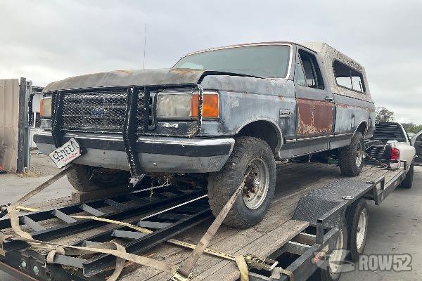 Photo of 1988 Ford F-250