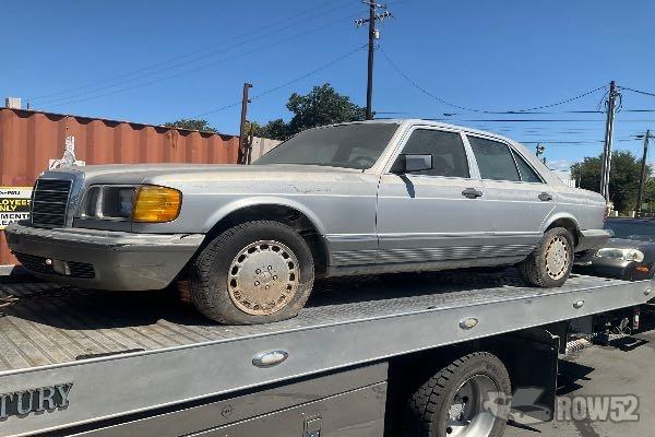 Photo of 1983 Mercedes-Benz 300
