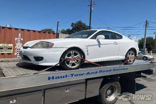 Photo of 2006 Hyundai Tiburon