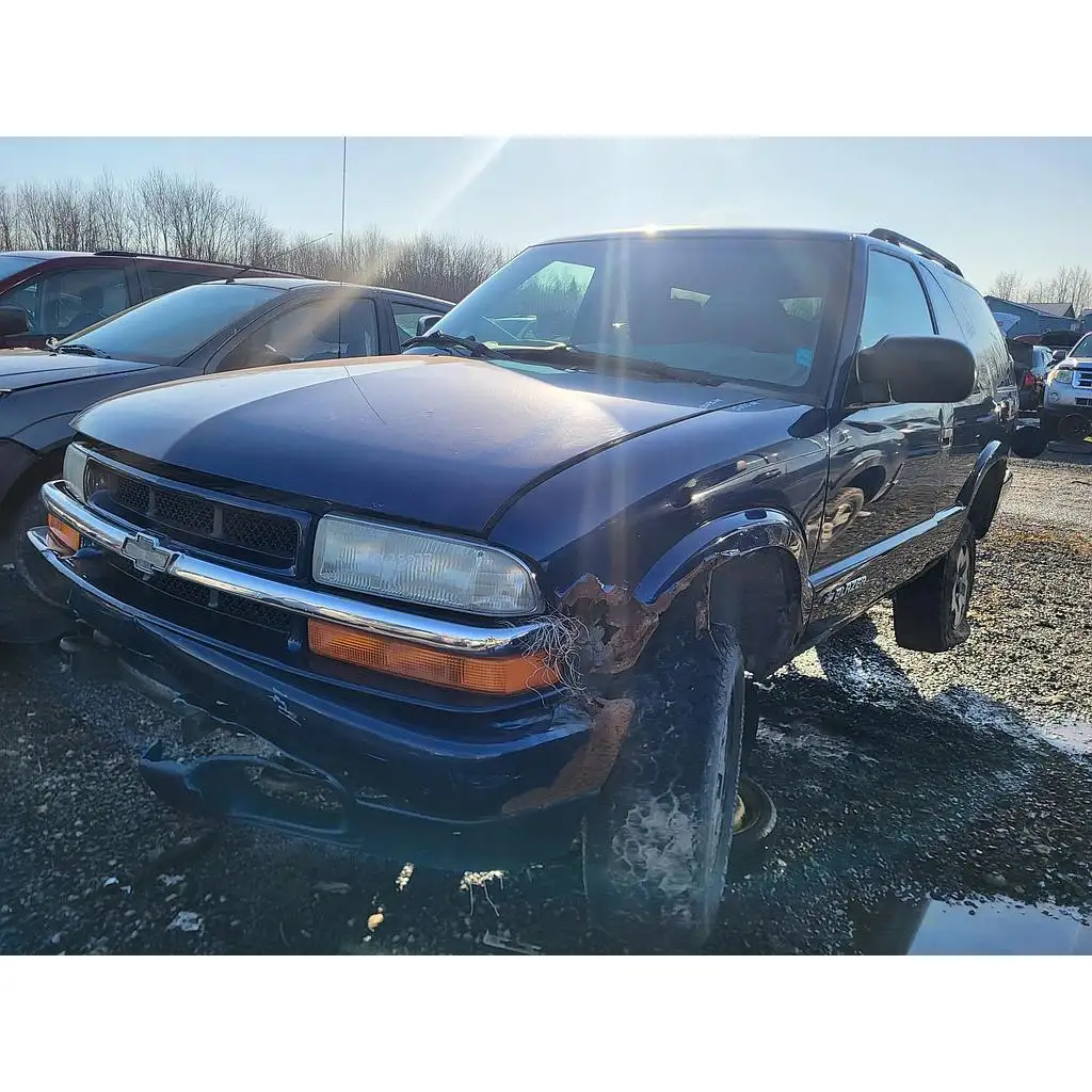 Photo of 2004 Chevrolet Blazer