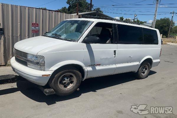Photo of 2001 Chevrolet Astro
