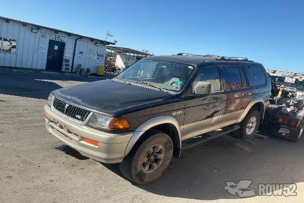 Photo of 1997 Mitsubishi Montero Sport