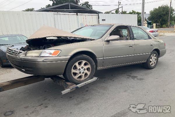 Photo of 1999 Toyota Camry