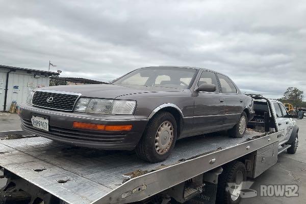 Photo of 1990 Lexus LS 400