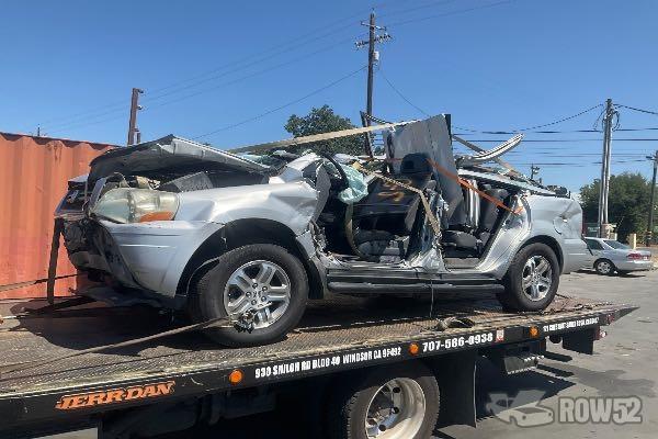 Photo of 2004 Honda Pilot